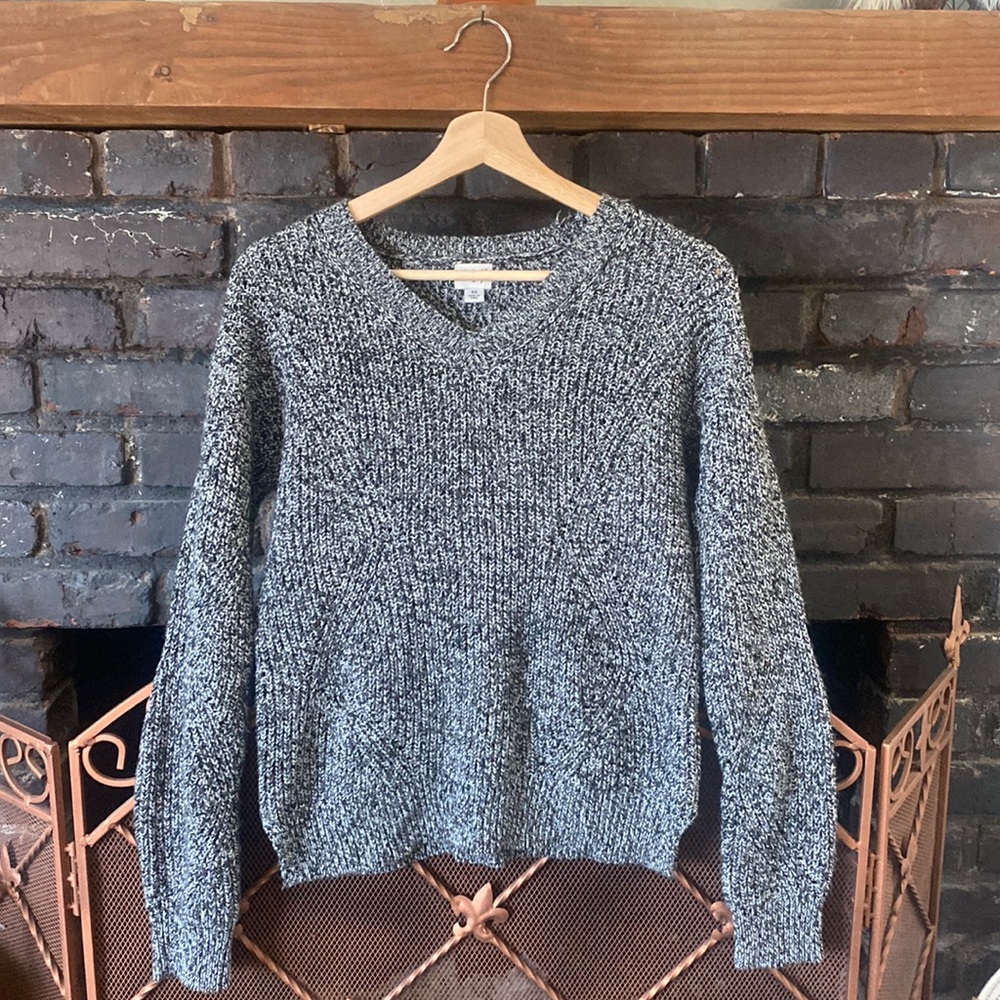 Comfy Cable Knit Silver and Gray Sweater (oversized)